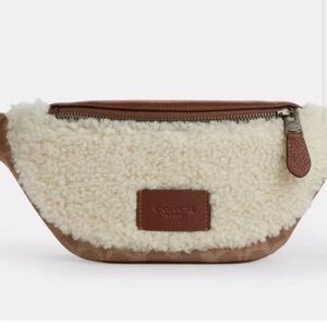 Coach Warren Mini Belt Bag In Signature Canvas nwt in packaging